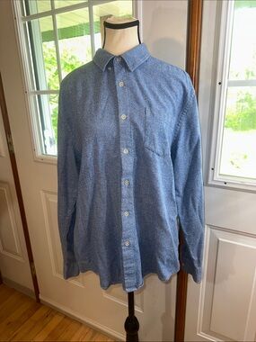 Primark Light Blue and White Marle Men's Button-Down Shirt